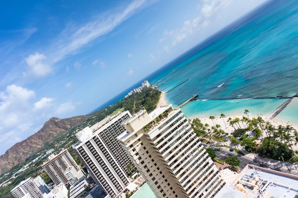 Aston Waikiki Beach Tower Honolulu Ngoại thất bức ảnh Aerial view of the hotel